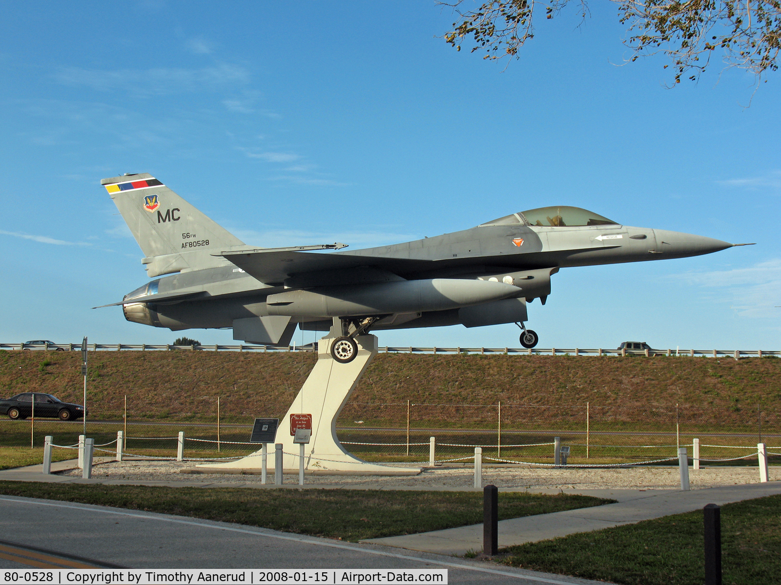 80-0528, General Dynamics F-16A Fighting Falcon C/N 61-249, F-16 80-0528, Freedom Lake Park, Pinellas Park, FL