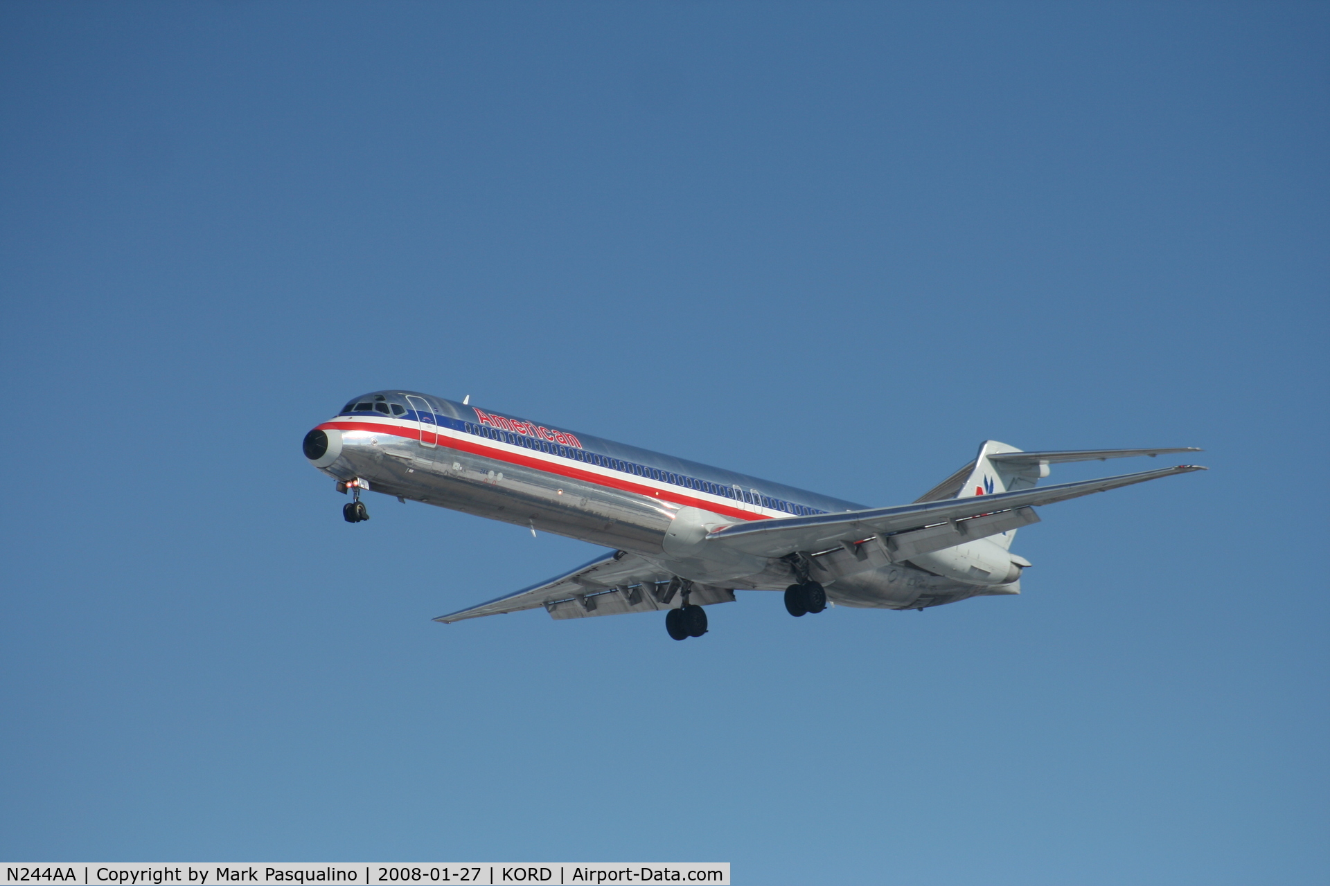 N244AA, 1984 McDonnell Douglas MD-82 (DC-9-82) C/N 49256, MD-82