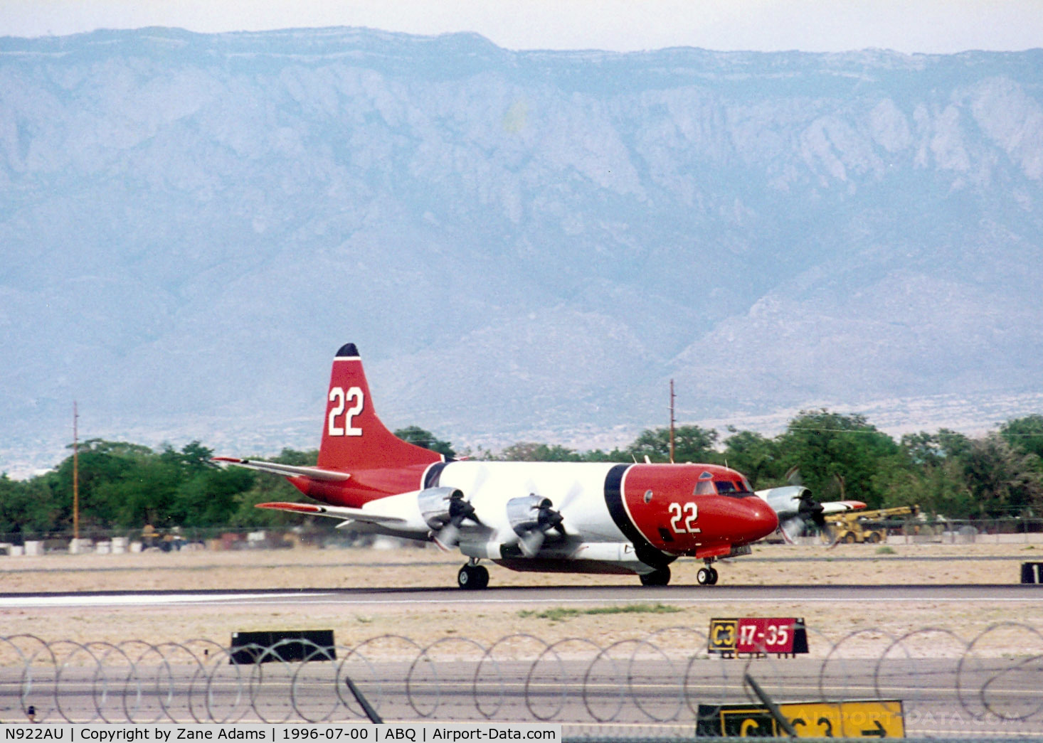 N922AU, Lockheed P-3A Orion C/N 185-5100 (151387), Aero Union Tanker 22 at Albuquerque