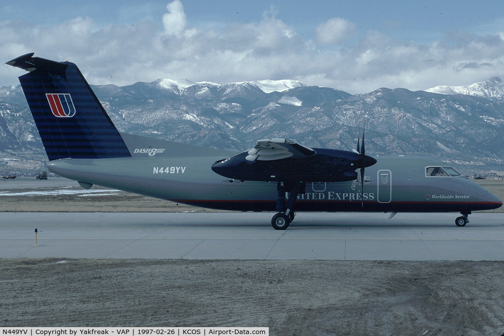 N449YV, 1996 De Havilland Canada DHC-8-202 Dash 8 C/N 449, United Express Dash8-100