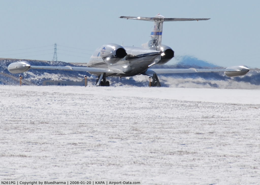 N261PG, 1980 Gates Learjet 35A C/N 329, Takeoff on 17L.