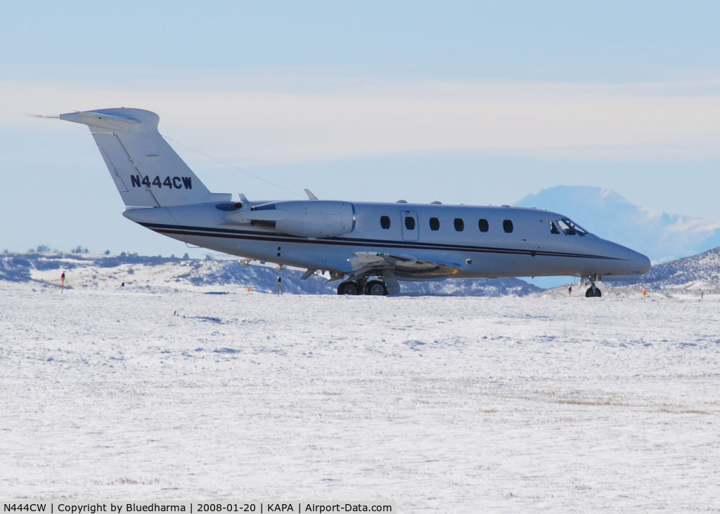 N444CW, 1984 Cessna 650 Citation III C/N 650-0064, Position and hold for 17L.