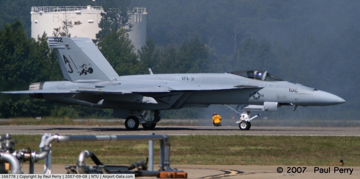 166778, Boeing F/A-18E Super Hornet C/N E124, Another Tomcatter back in