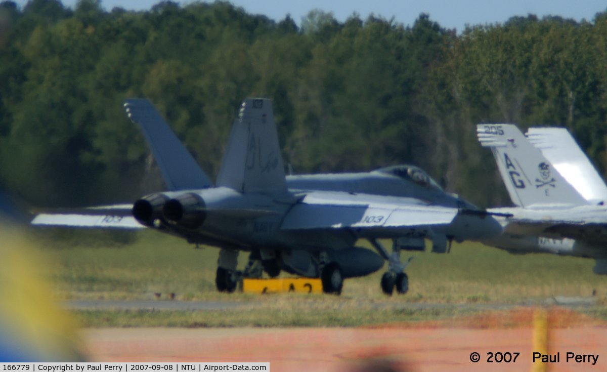 166779, 2006 Boeing F/A-18E Super Hornet C/N E125, Marshalling out for the fleet fly-by and TacDemo