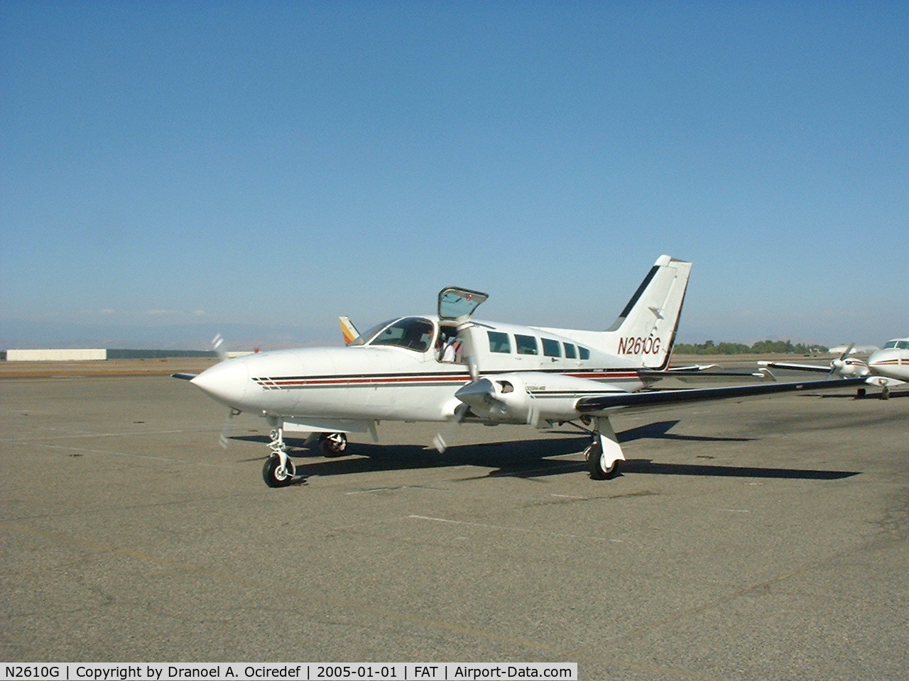N2610G, 1979 Cessna 402C C/N 402C0064, CE-402C - Owned by Federico Helicopters Inc, Fresno, CA