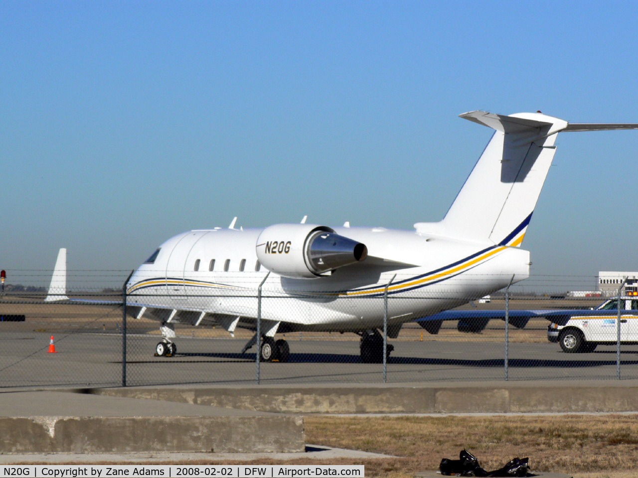 N20G, 1993 Canadair Challenger 601-3R (CL-600-2B16) C/N 5136, On the General Aviation Ramp at DFW