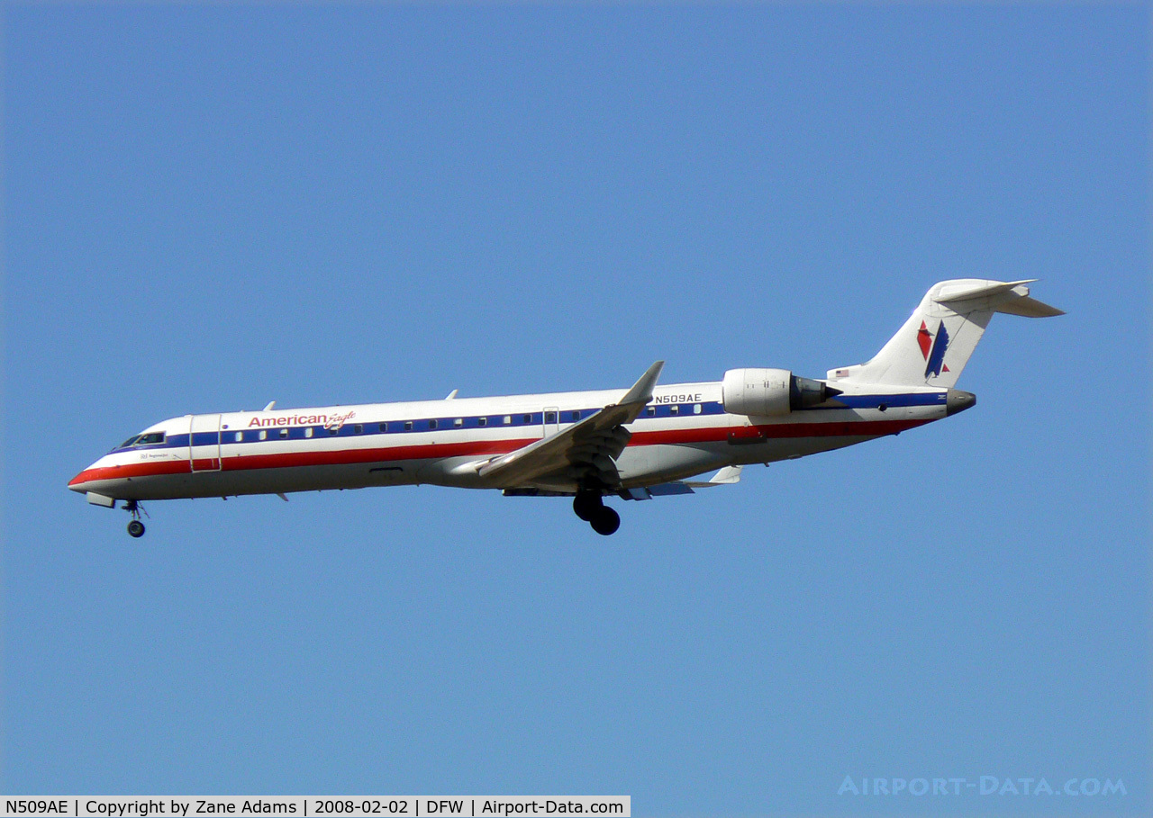 N509AE, 2003 Bombardier CRJ-701 (CL-600-2C10) Regional Jet C/N 10078, American Eagle at DFW