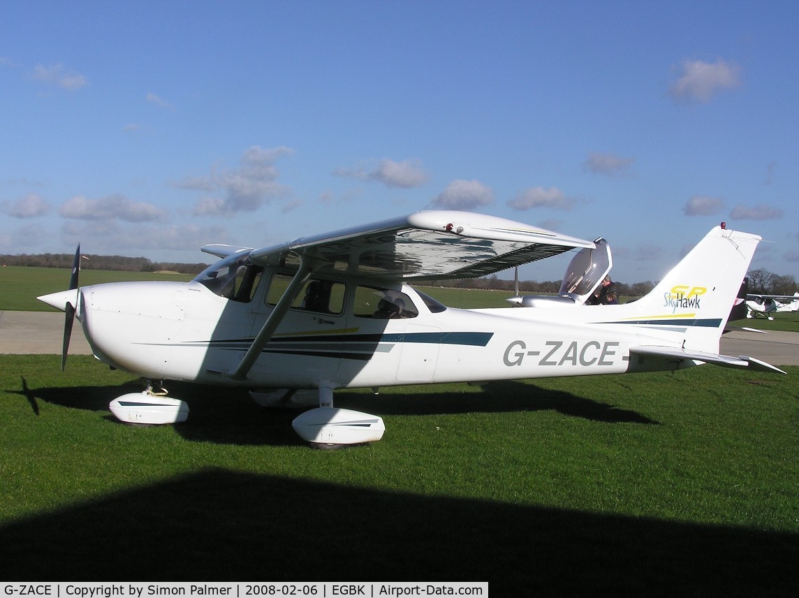 G-ZACE, 2001 Cessna 172S C/N 172S8808, Cessna 172S of Brooklands Flying Training