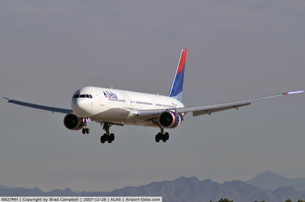 N827MH, 2001 Boeing 767-432/ER C/N 29705, Delta Airlines / 2001 Boeing 767-432ER / My 5200th Upload.