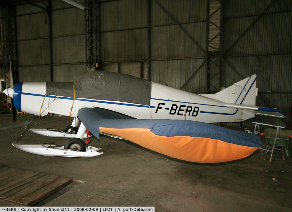 F-BERB, SAN Jodel D-140 Mousquetaire C/N 33, Hangared in the Airclub's hangard