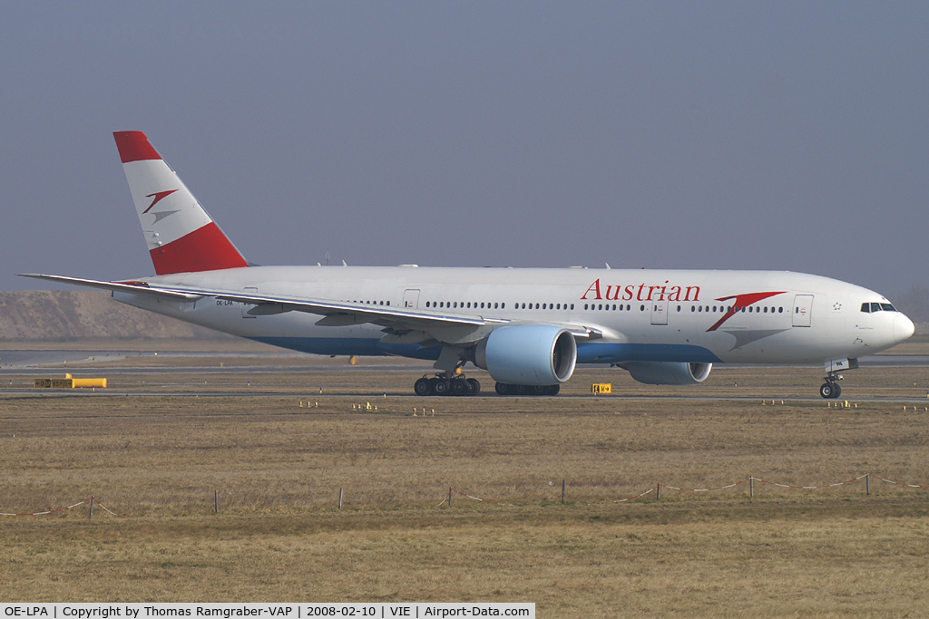 OE-LPA, 1997 Boeing 777-2Z9/ER C/N 28698, Austrian Airlines Boeing 777-200