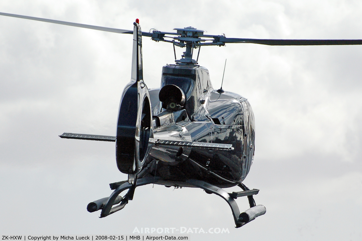 ZK-HXW, Eurocopter EC-130B-4 (AS-350B-4) C/N 3627, At Mechanics Bay Heliport