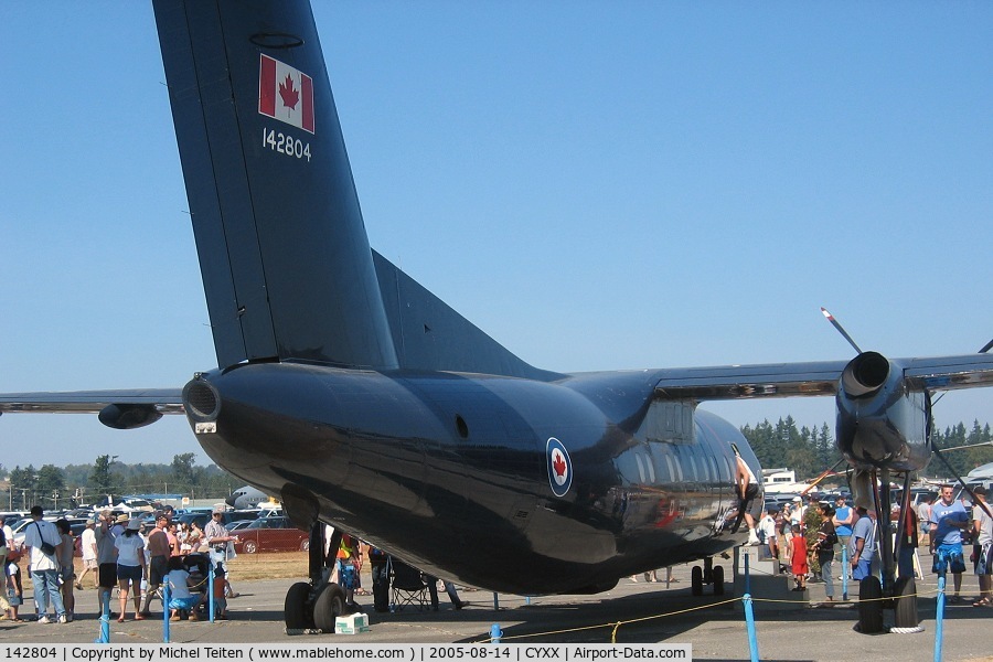 142804, 1987 De Havilland Canada CT-142 Dash 8 (DHC-8-102) C/N 80, 402 Squadron