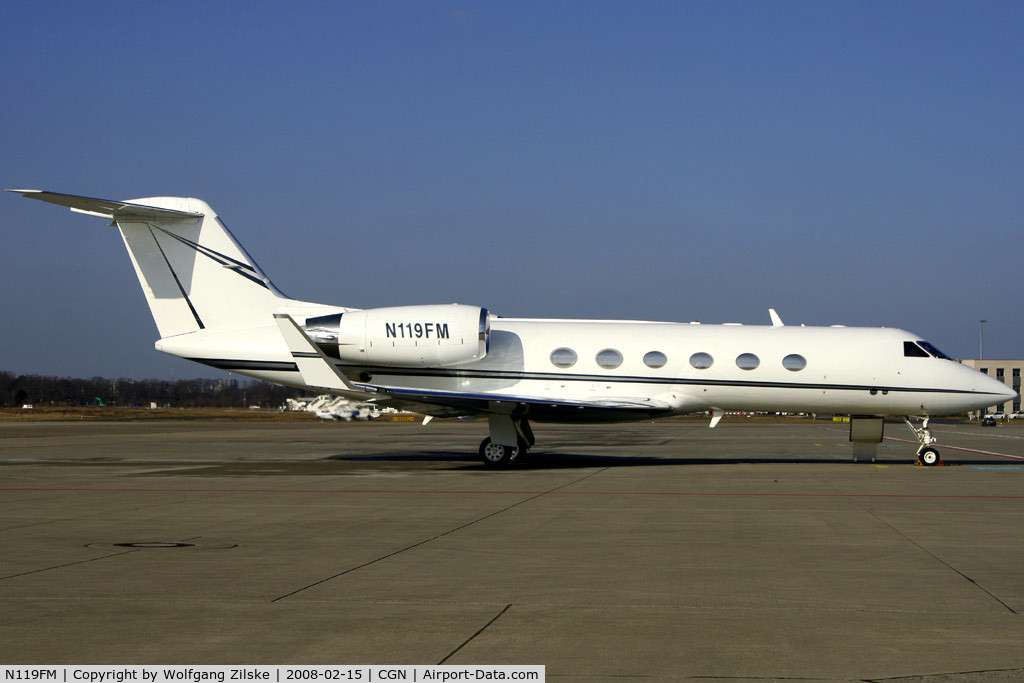 N119FM, 2001 Gulfstream Aerospace G-IV C/N 1464, visitor