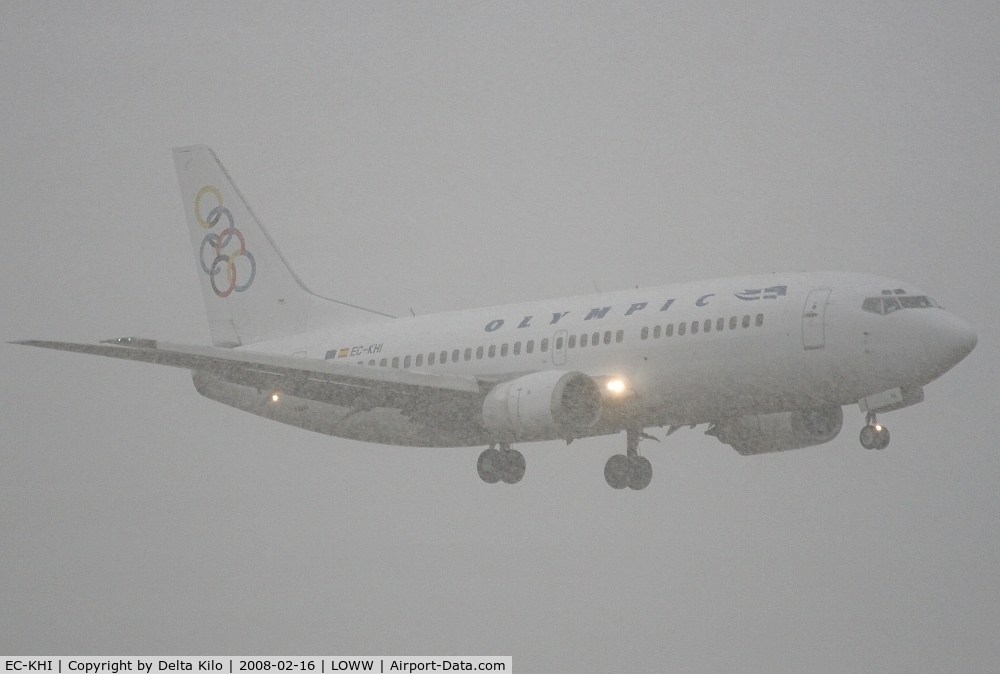 EC-KHI, 1988 Boeing 737-33A C/N 24026, OLYMPIC AIRLINES B737-33A snowstorm in vienna