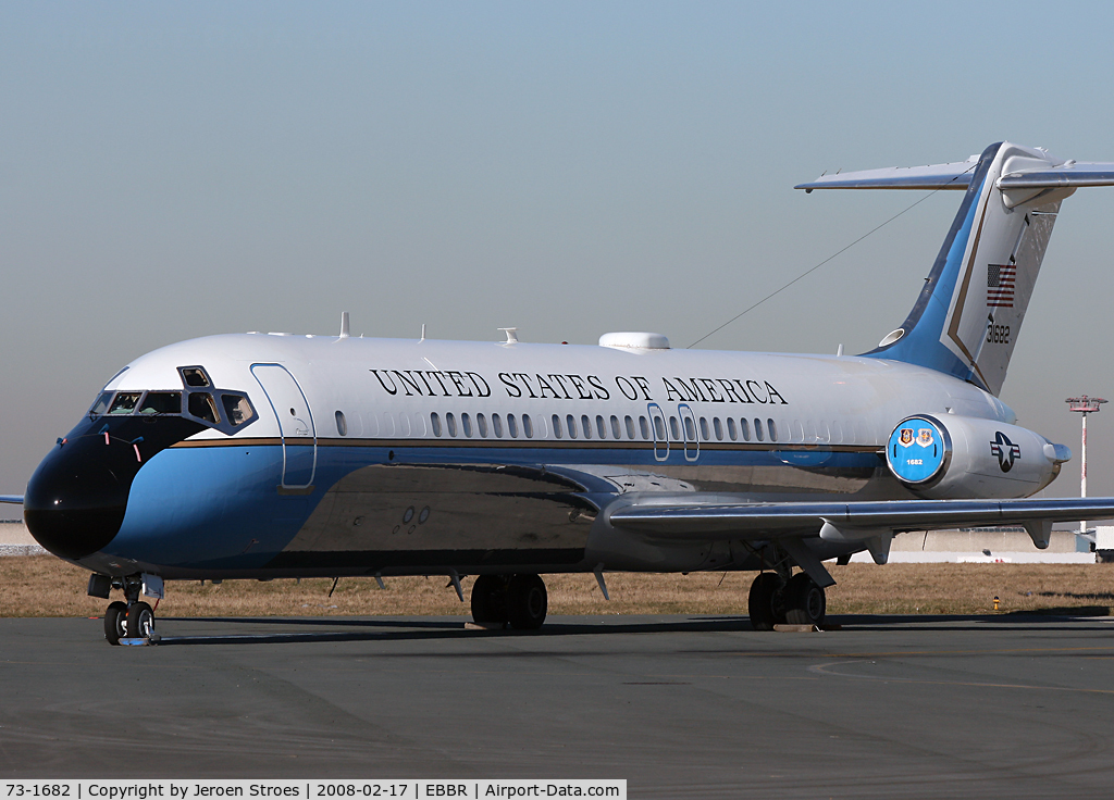 73-1682, 1975 McDonnell Douglas C-9C (DC-9-32) C/N 47670, WOW..