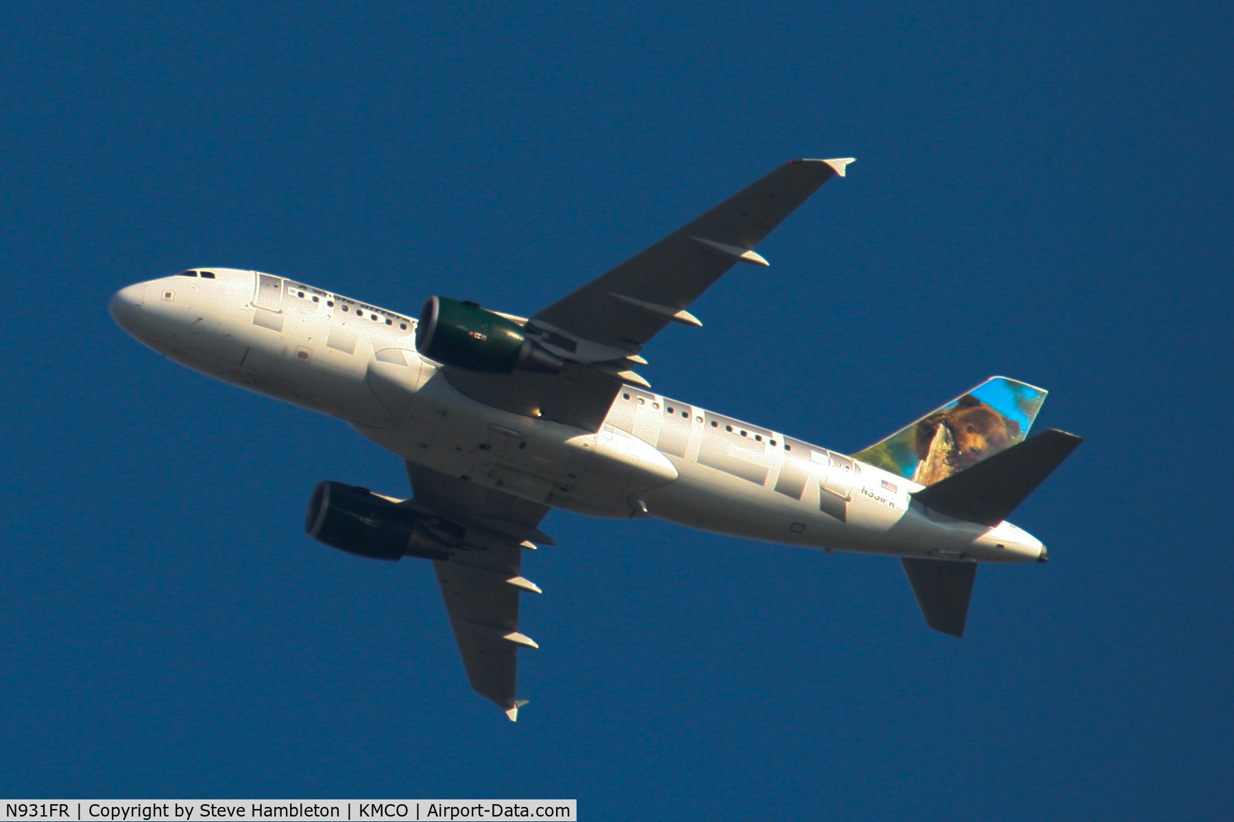 N931FR, 2004 Airbus A319-111 C/N 2253, Early morning departure from Orlando