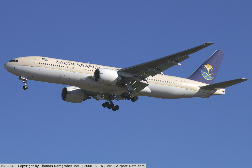 HZ-AKC, 1997 Boeing 777-268/ER C/N 28346, Saudia - Saudi Arabian Airlines Boeing 777-200