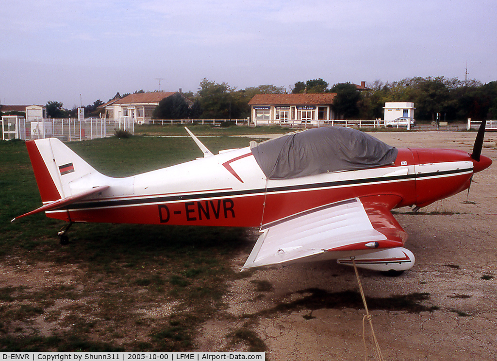 D-ENVR, Robin DR-250-160 Capitaine C/N 77, Parked near the Airclub's hangard...