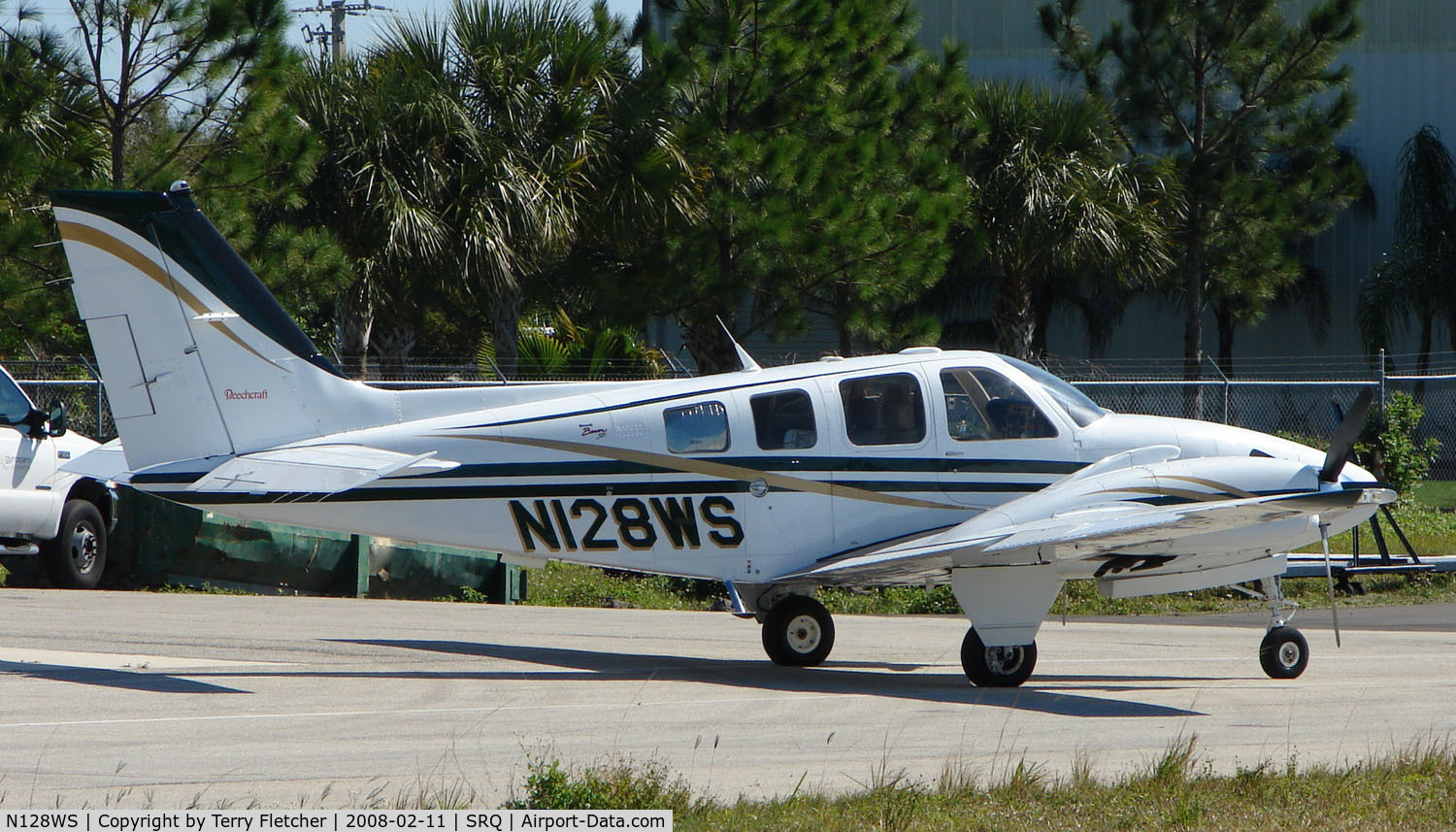 N128WS, 2001 Raytheon Aircraft Company 58 C/N TH-1982, Part of the busy Sarasota Bradenton GA scene