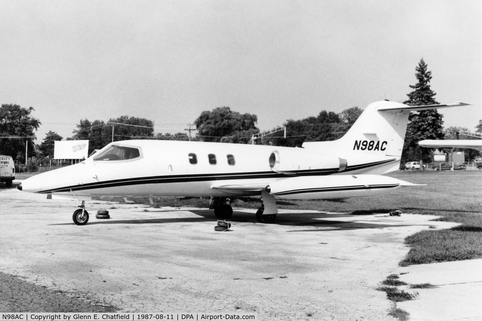 N98AC, 1974 Gates Learjet 24D C/N 24-298, Photo taken for aircraft recognition training.  Ex-N98AC, Learjet 24D at Cameron Aircraft Interiors