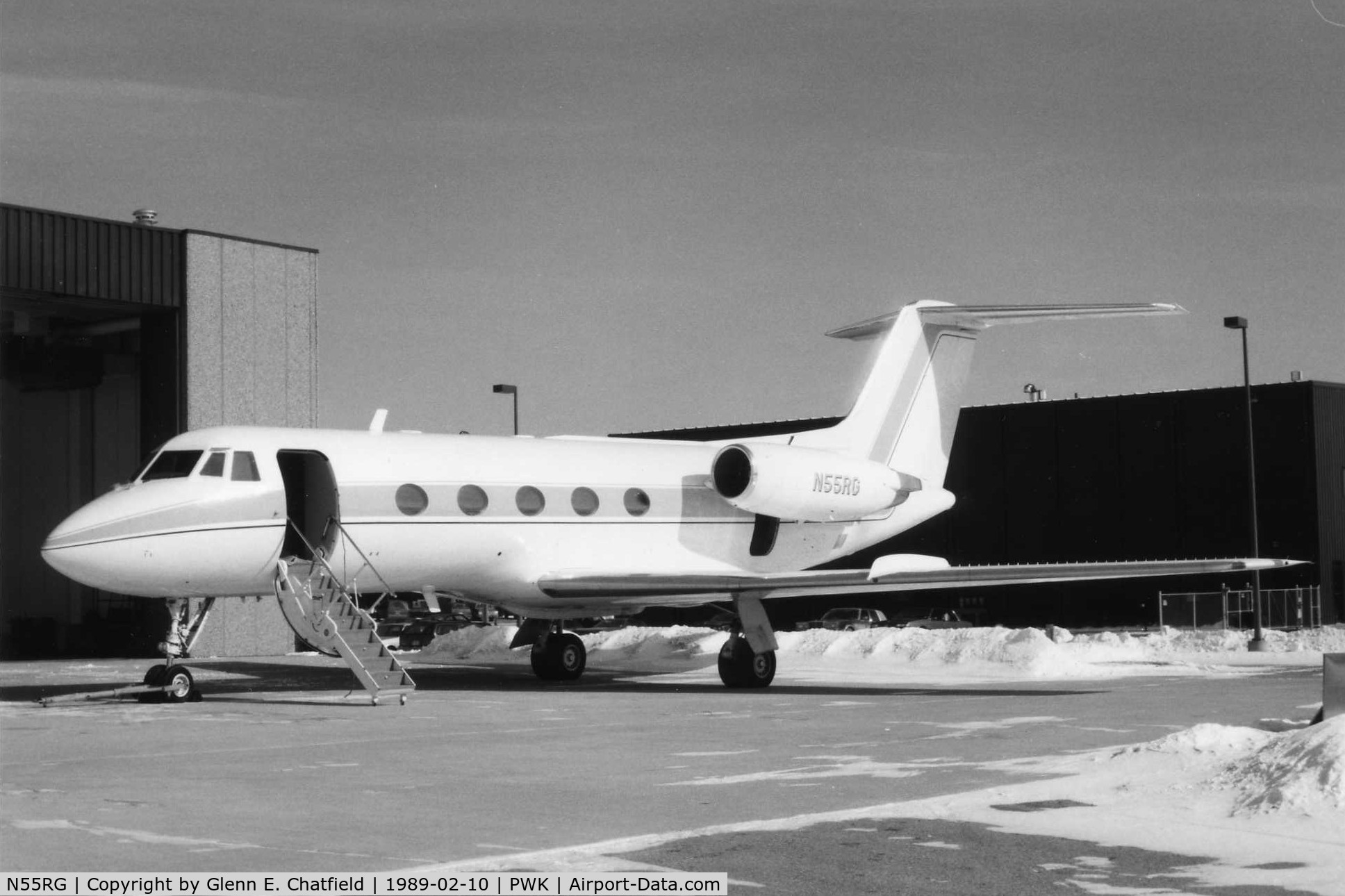 N55RG, 1966 Grumman G-1159 Gulfstream II C/N 1, Photo taken for aircraft recognition training.  I had two cameras that day; one for color slides and one for B&W.