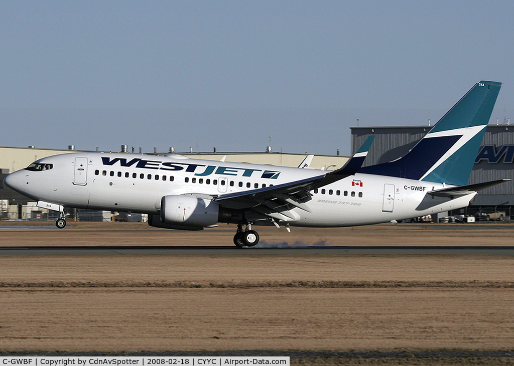 C-GWBF, 2003 Boeing 737-7CT C/N 32757, Common landings for Westjet pilots to land on the right side first