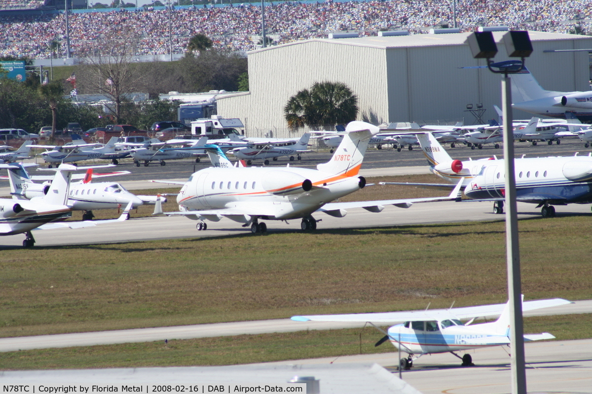 N78TC, 2005 Bombardier Challenger 300 (BD-100-1A10) C/N 20070, CL300