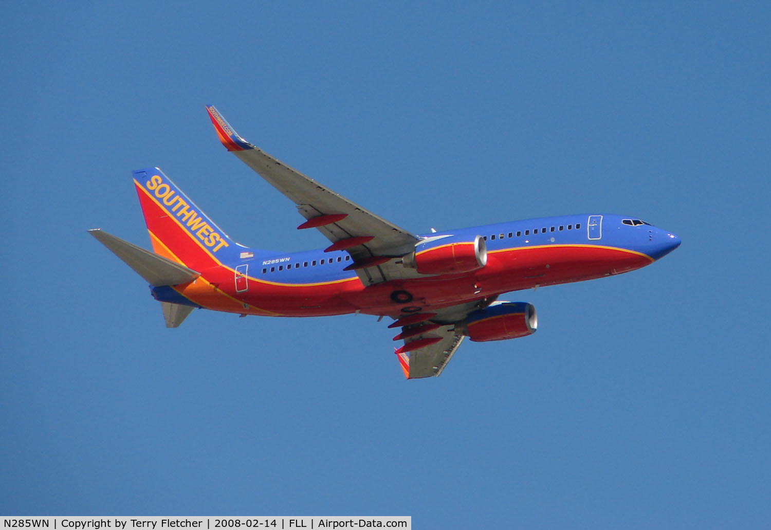 N285WN, 2007 Boeing 737-7H4 C/N 32536, Southwest B737 climbs away from Ft.Lauderdale Int