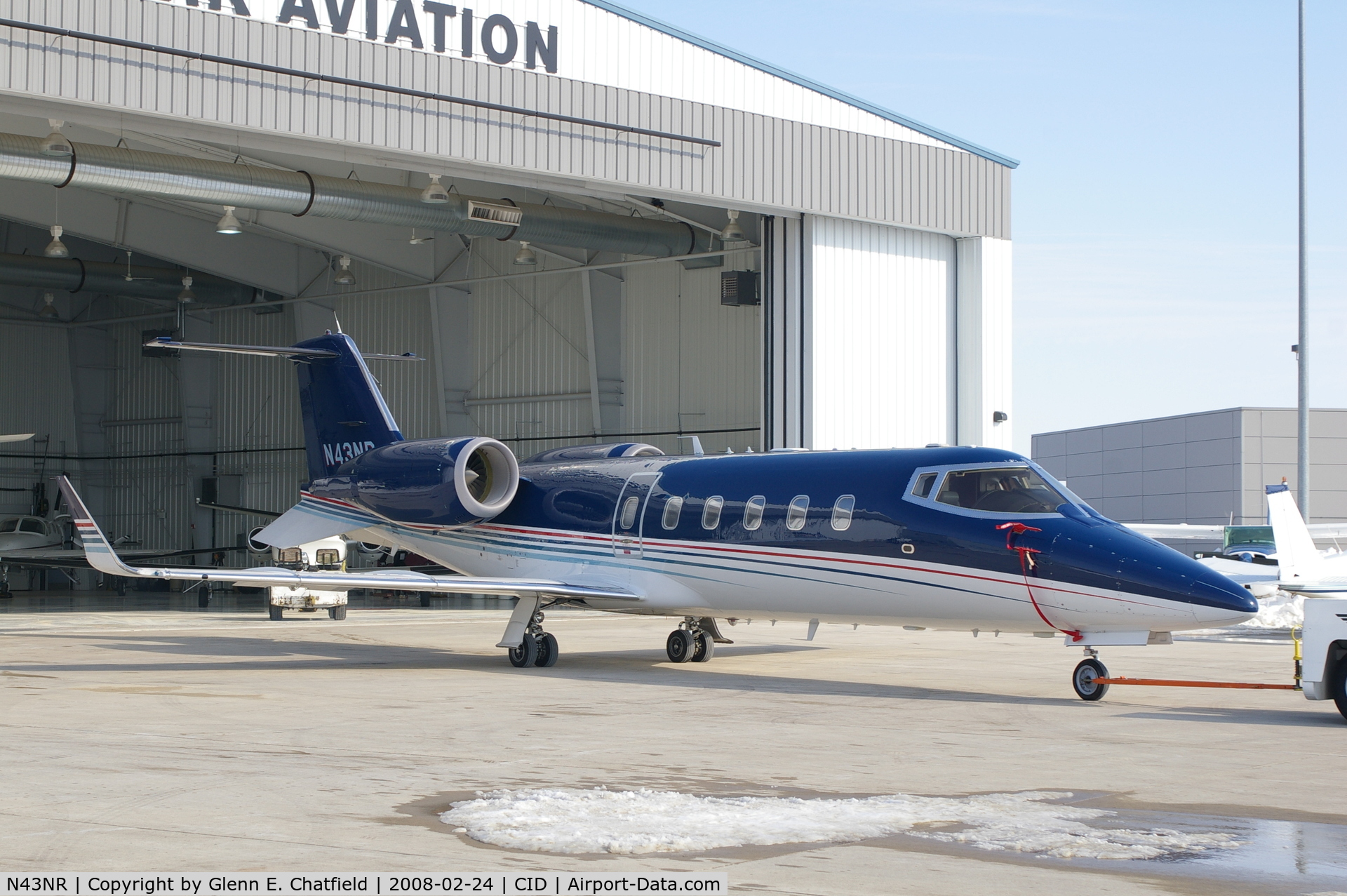 N43NR, 1994 Learjet 60 C/N 043, Looking really pretty on the ramp.  Trying to park it in the hangar.