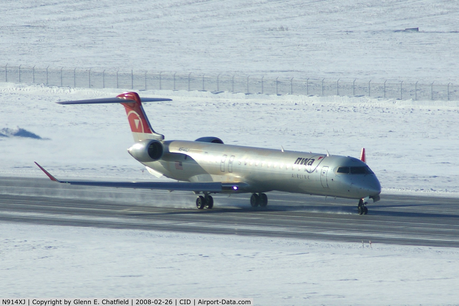 N914XJ, 2007 Bombardier CRJ-900ER (CL-600-2D24) C/N 15149, CRJ9 departing Runway 31