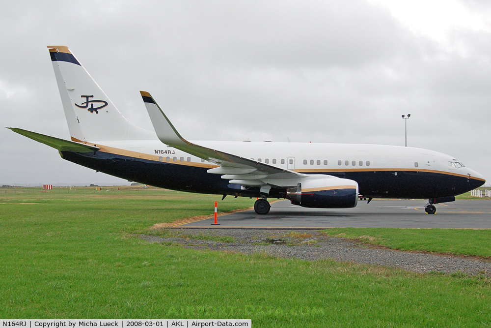 N164RJ, 1999 Boeing 737-7BC C/N 30328, At Auckland
