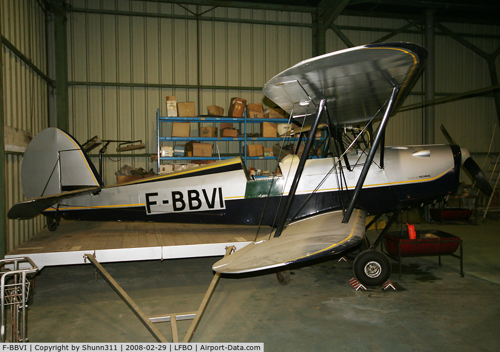 F-BBVI, Ste Nle Constr Aer Nord STAMPE SV 4A C/N 16, Inside the TECHNAL hangard and thanks a lot to the staff for this pic ;-)