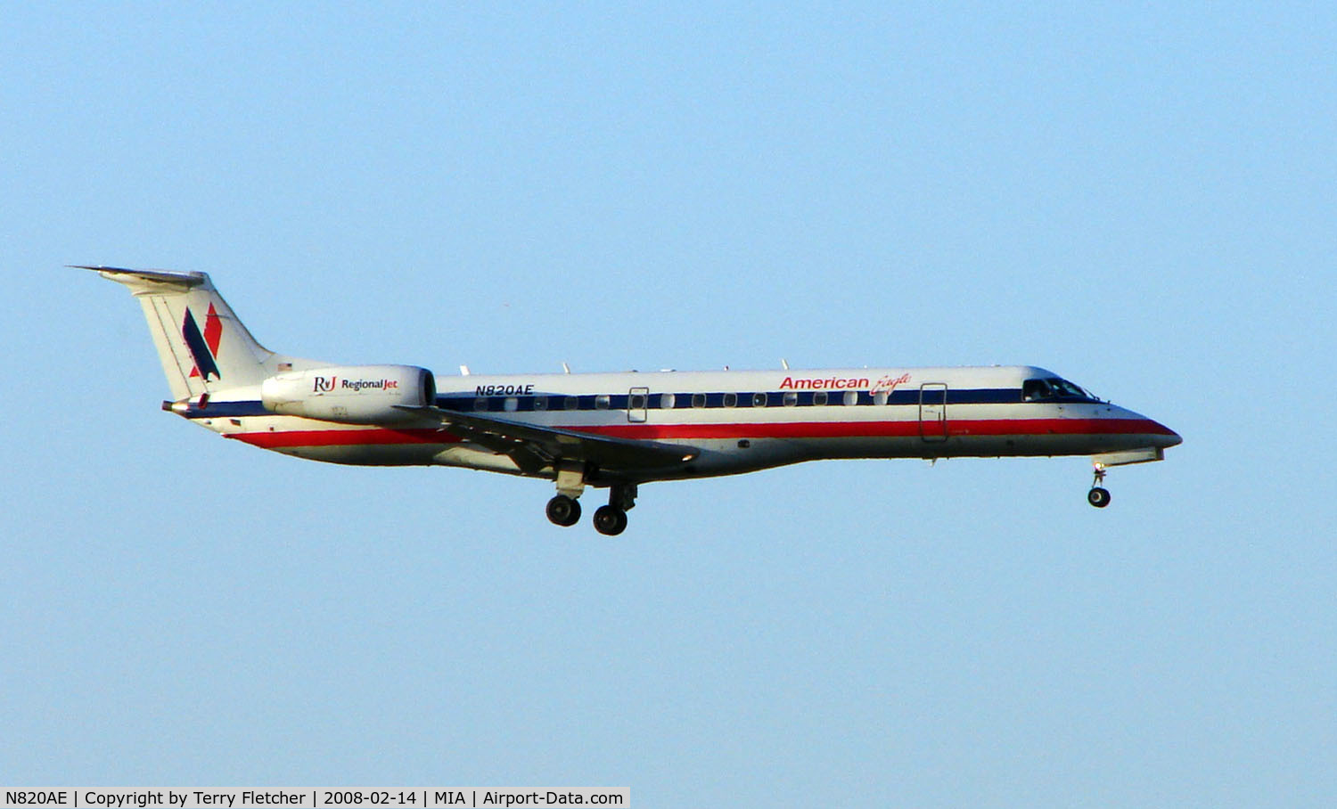 N820AE, 2002 Embraer ERJ-140LR (EMB-135KL) C/N 145576, American Eagle Embraer 135 at Miami