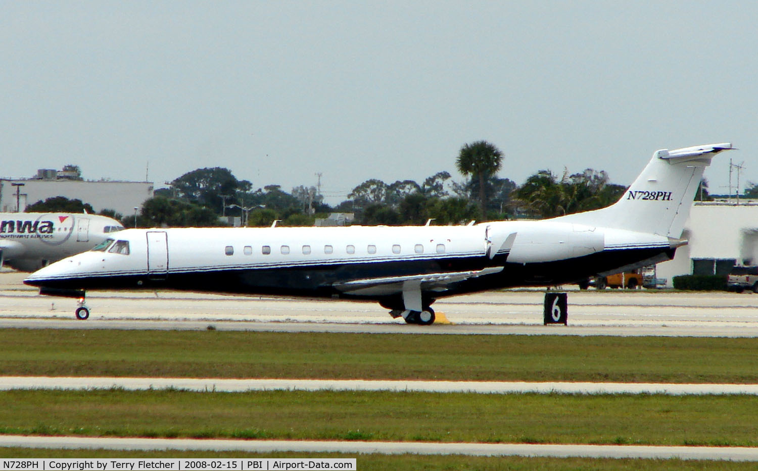 N728PH, 2007 Embraer EMB-135BJ Legacy C/N 14500985, The business aircraft traffic at West Palm Beach on the Friday before President's Day always provides the aviation enthusiast / photographer with a treat