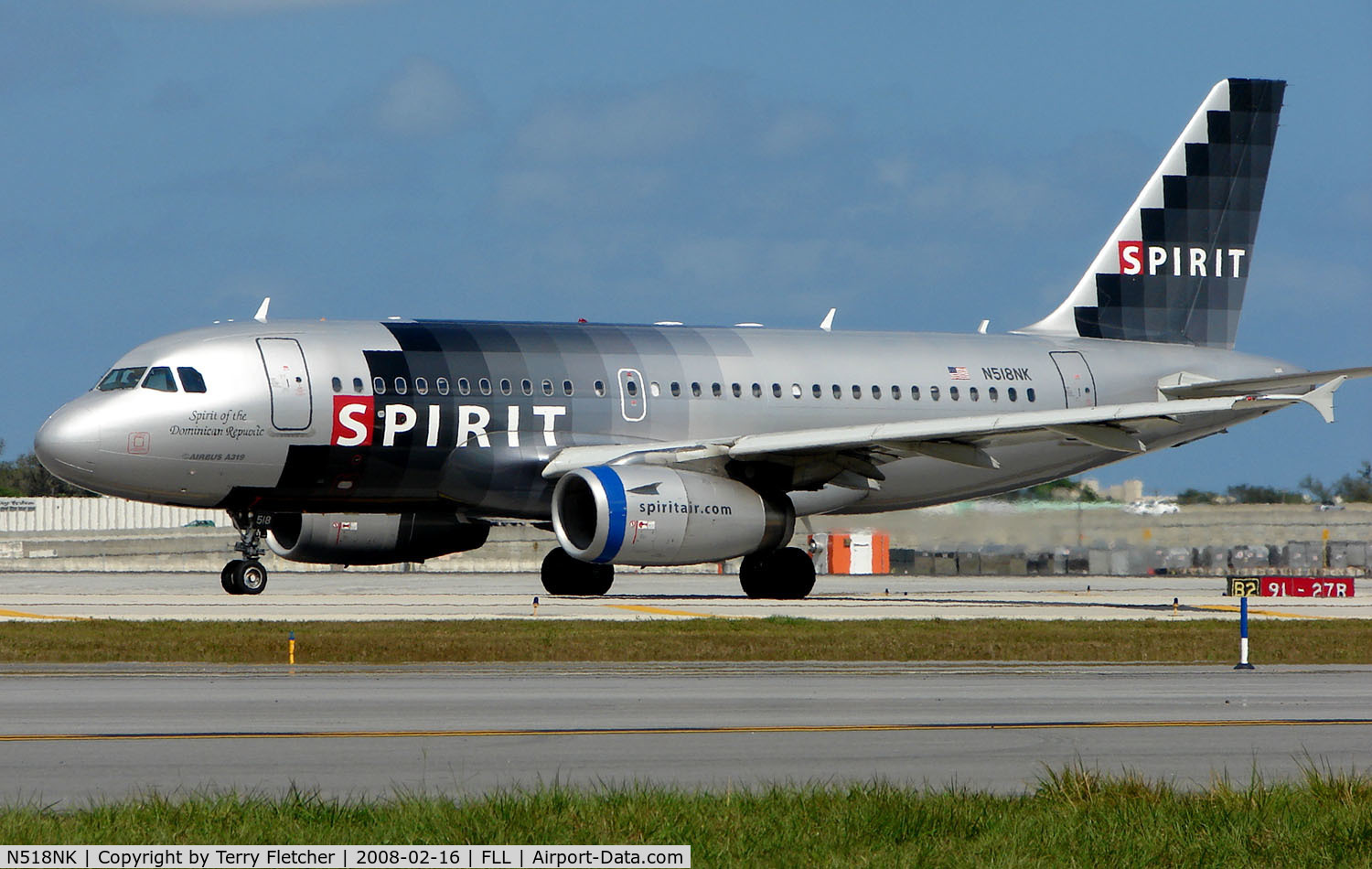 N518NK, 2006 Airbus A319-132 C/N 2718, Spirit A319 about to depart from FLL