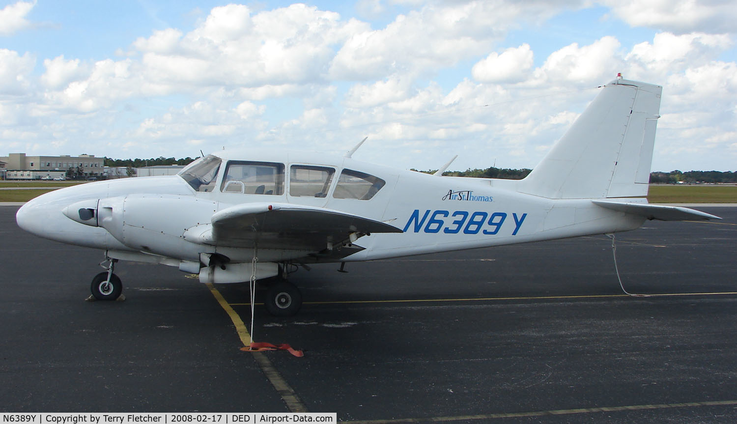 N6389Y, Piper PA-23-250 C/N 27-3675, Piper PA-23-250 at Deland , Florida