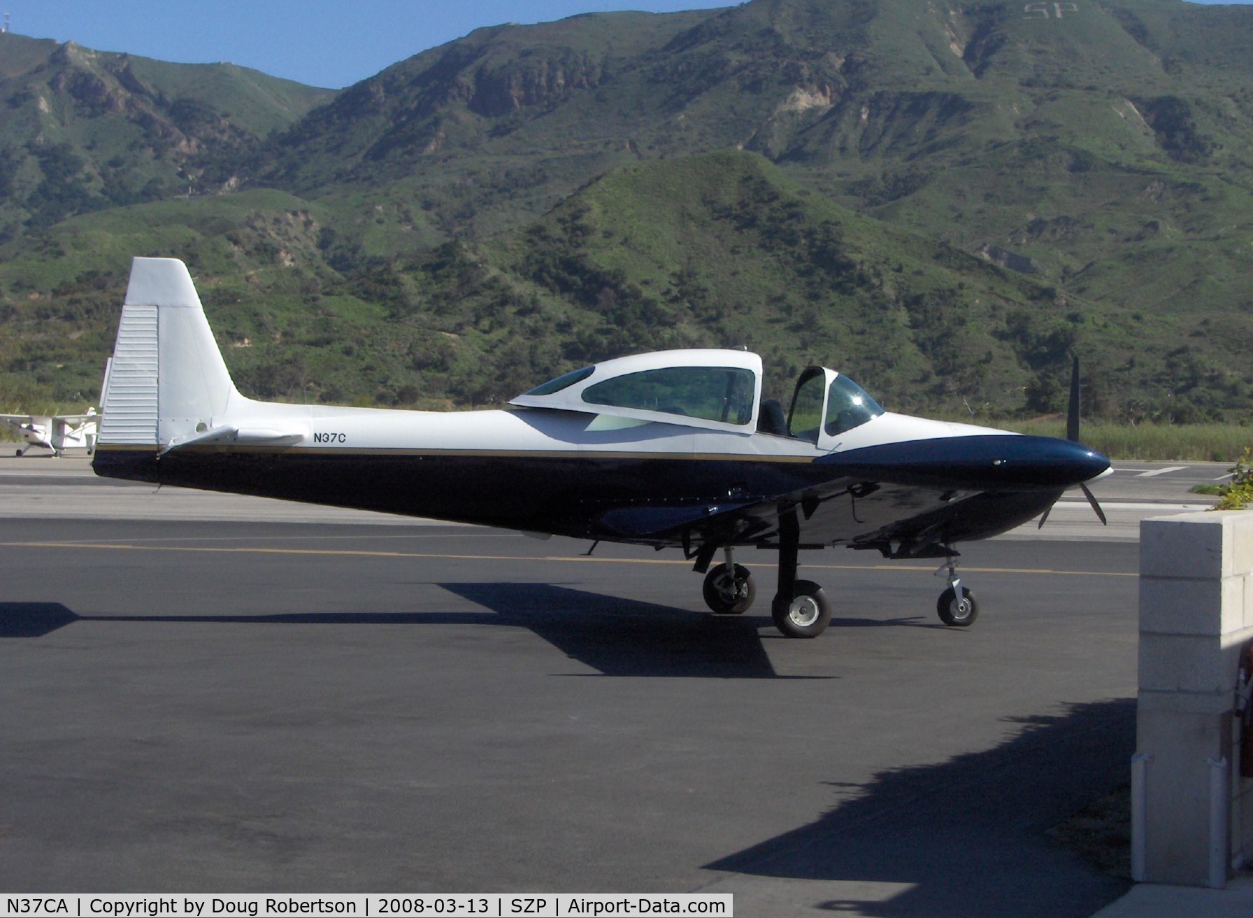 N37CA, 2005 Wheeler Express 2000 FT C/N 067, 1950 Ryan NAVION B, Continental IO-550 upgrade, refueling