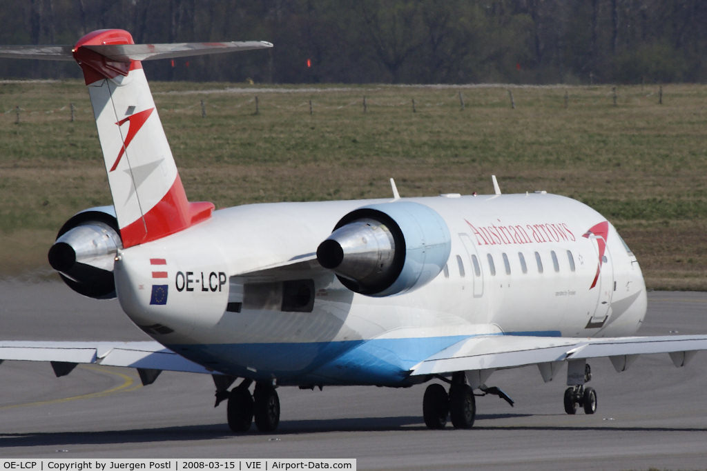 OE-LCP, 2001 Canadair CRJ-200LR (CL-600-2B19) C/N 7480, CRJ200