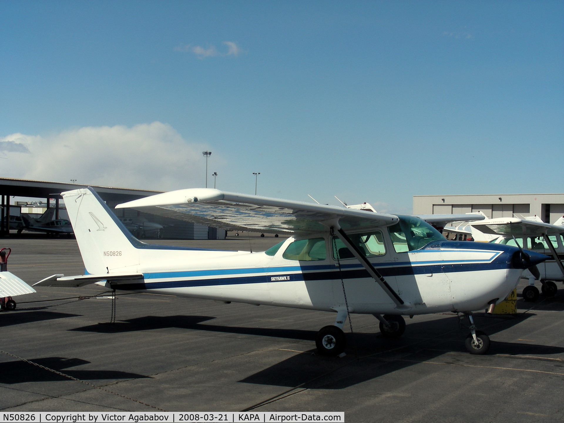 N50826, 1980 Cessna 172P C/N 17274222, At ramp hotel