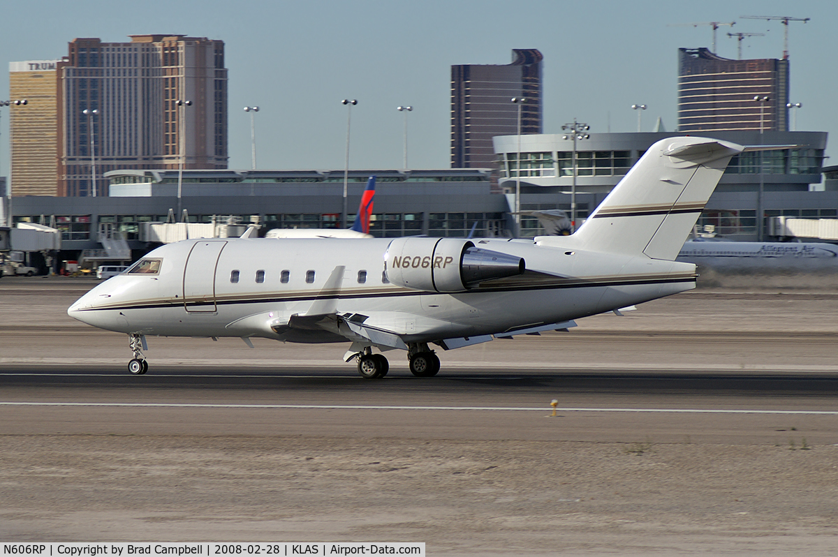 N606RP, 2004 Bombardier Challenger 604 (CL-600-2B16) C/N 5578, Nestle Purina Petcare Co. - Chesterfield, Missouri / 2004 Bombardier CL-600-2B16