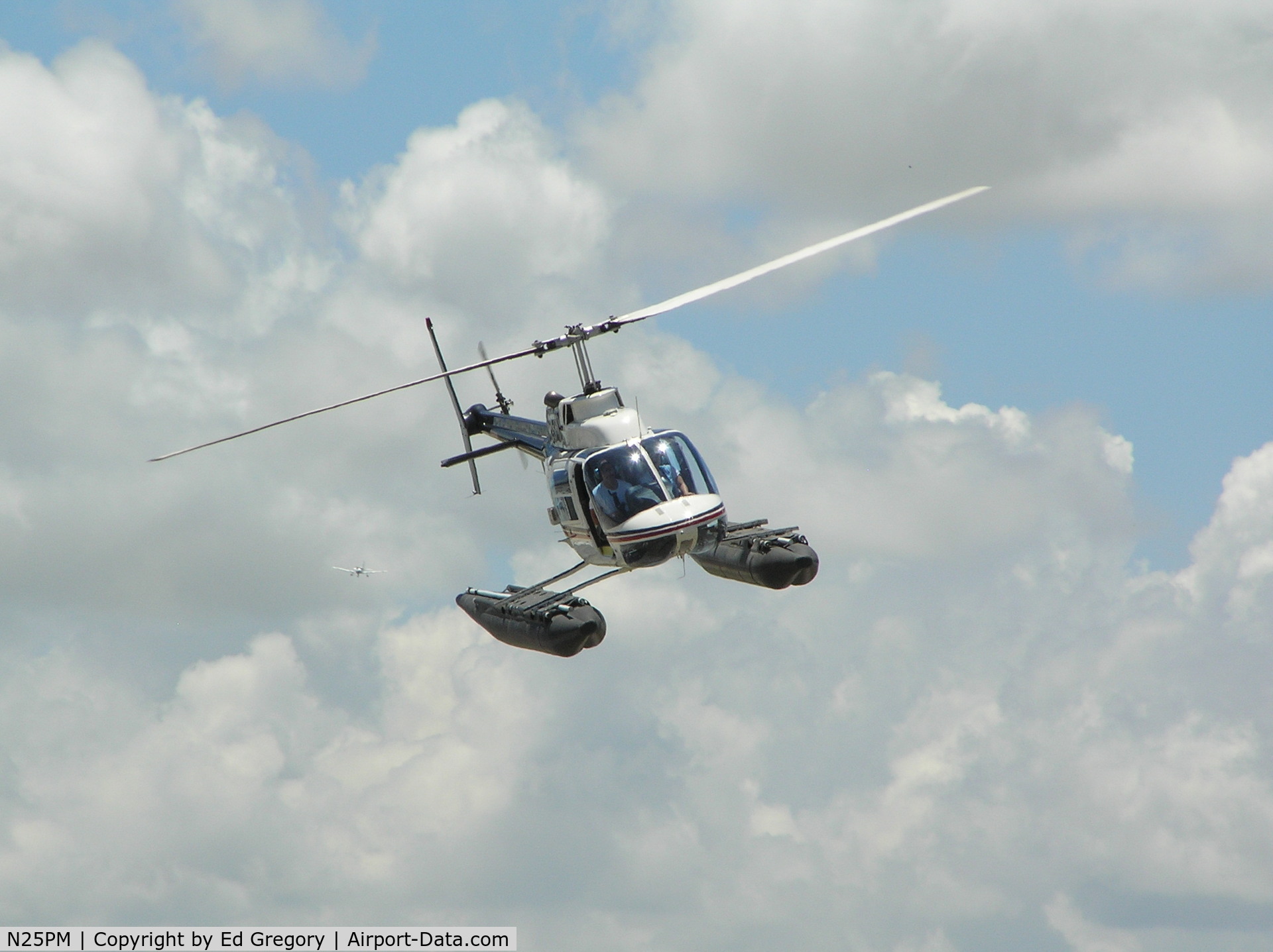N25PM, 1975 Bell 206B JetRanger III C/N 1839, N25PM in Lantana FL.