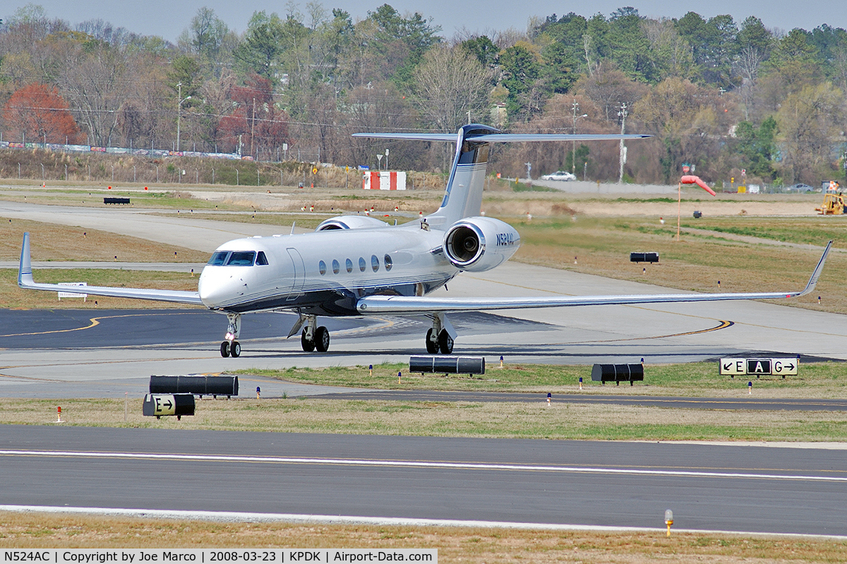 N524AC, 2002 Gulfstream Aerospace G-V C/N 686, @PDK