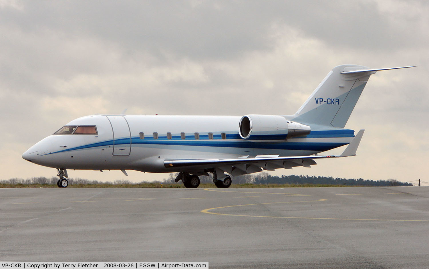 VP-CKR, 2004 Bombardier Challenger 604 (CL-600-2B16) C/N 5597, Challenger 604 at Luton in March 2008