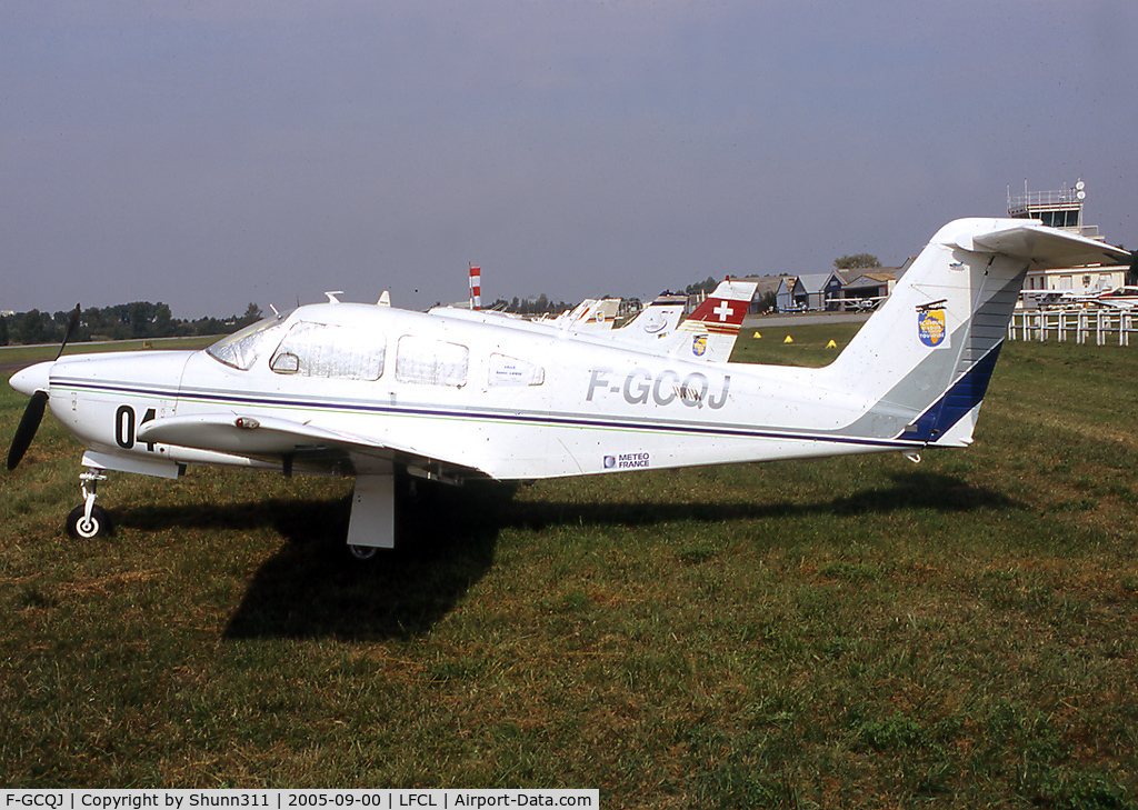 F-GCQJ, Piper PA-28RT-201T Turbo Arrow IV C/N 28R8118023, Member of the Toulouse-St Louis du Senegal Rally 2005