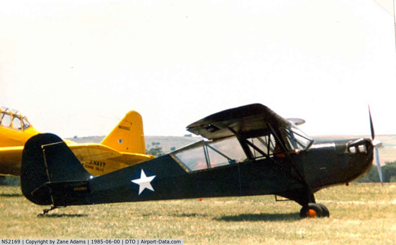 N52169, 1942 Aeronca 0-58B Grasshopper C/N 058B-1782, The little L-3! at CAF Denton Airshow 1985