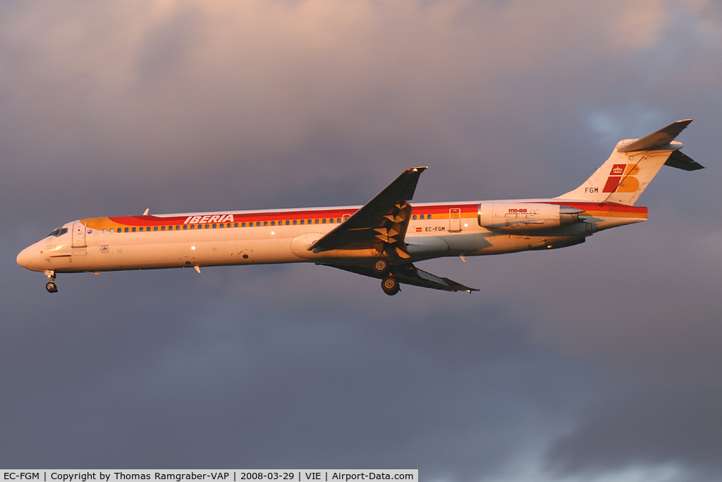 EC-FGM, 1991 McDonnell Douglas MD-88 C/N 53193, Iberia MDD MD80