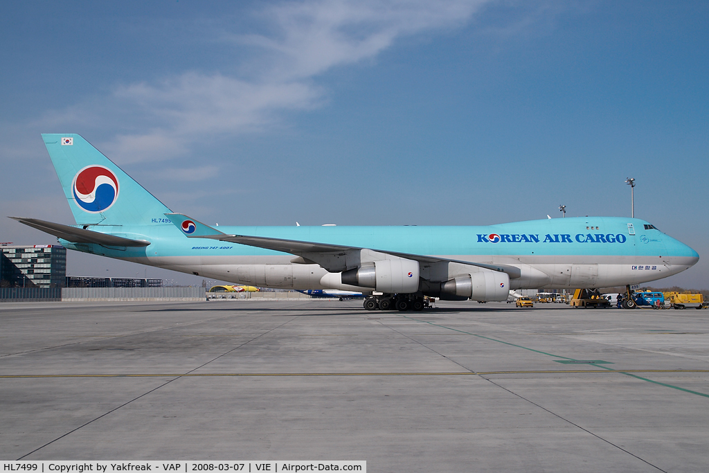 HL7499, 2004 Boeing 747-4B5F/SCD C/N 33517, Korean Air Boeing 747-400F