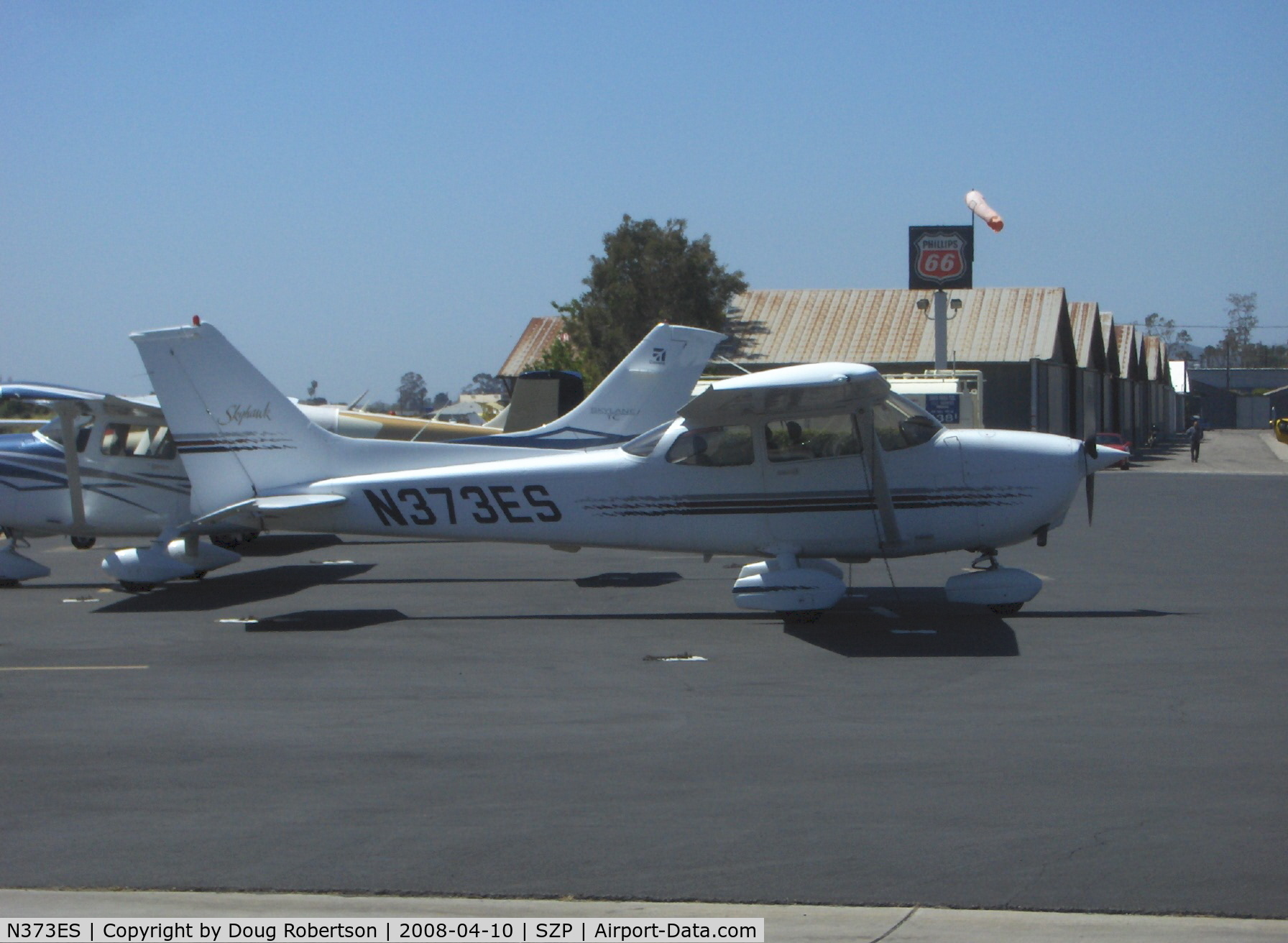 N373ES, 1997 Cessna 172R C/N 17280052, 1997 Cessna 172R, Lycoming IO-360-L2A 160 Hp