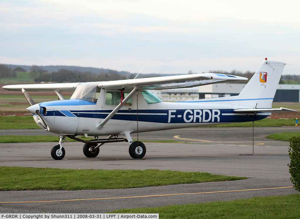 F-GRDR, Reims F150L C/N 74024, At the Airclub...